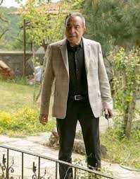 Bölümde engin ve başak, yeni doğan oğullarının kaçırılması ile büyük şok yaşıyorlar! Arka Sokaklar In Riza Babasi Zafer Ergin Meger Gorundugu Gibi Degilmis Galeri Takvim