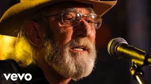 Get out your guitar and prepare to shed a tear for the poor fellow in the song, sing me back home. Don Williams Sing Me Back Home Chords Chordify