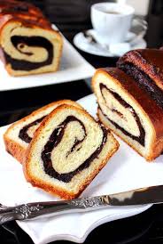 Brioche Fourree A La Creme Frangipane Au Chocolat Les Gourmandises De Amela Brioche Recette Chocolat Entremet Chocolat