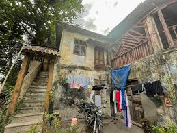 bubonic plague and the seven bungalows ...