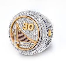 Jun 05, 2021 · instead, they won the 2020 nba championship, and for most fans, that's worth the sacrifice. 2015 Nba Championship Ring Designed By Jason Of Beverly Hills Unveiled At Golden State Warriors Home
