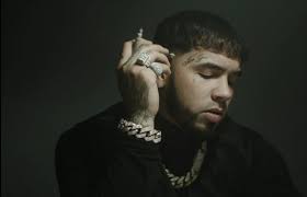 The puerto rican rapper released a new song and music video. Vrrjbq2cfupnpm