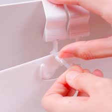 100均材料3つで作ろう スライドできる便利な 吊り下げゴミ箱 diy mamatas ママタス 2021 キッチン ゴミ箱 アイデア 100均 ゴミ箱 diy