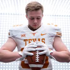 University of texas linebacker jake ehlinger, the younger brother of former longhorns quarterback sam ehlinger, was found dead thursday. Mtmvfetgv0ndim