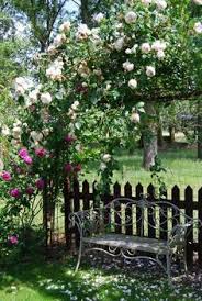 Mon Jardin Mes Merveilles Petit Tour Du Proprietaire Du Jardin Merveilles Mes Mon Jardins Champetres Beaux Jardins Jardins