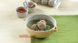 Bahan bahan utama dari daging kambing cabe ijo ini yaitu tentunya daging kambing yang sudah direbus hingga empuk, ditambah dengan bahan bahan lain yaitu cabe, lada, gula merah dan lain sebagainya yang mudah di dapatkan di warung warung. Resep Bakso Daging Sapi