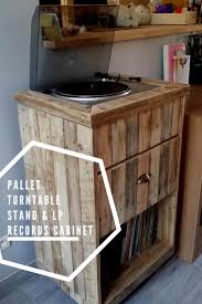 Kitchen cabinets don't have to be boring. How To Build Cabinets Wardrobes Diy Pallet Cabinet 1001 Pallets