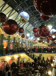 Christmas Decorations At The Covent Garden Market London London Market My Travel Map Covent Garden