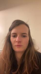 Charlotte Dore's Instagram, Twitter & Facebook