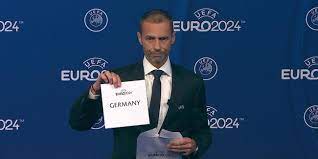 2024 avrupa futbol şampiyonası'nı düzenlemek isteyen federasyonların bu niyetlerini resmi olarak açıklamaları gereken 3 mart 2017'den beş gün sonra uefa. Uefa 2024 Avrupa Futbol Sampiyonasi Nin Euro 2024 Almanya Da Duzenlenmesine Karar Verdi Biyografi Info