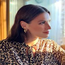 Yüsra geyik kimdir, nereli ve kaç yaşında? Arka Sokaklar Dizisi Zeliha Yusra Geyik Kac Yasinda Biyografi Sitesi