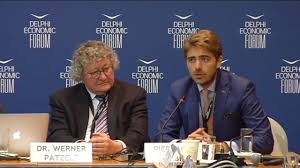 Somos un neo banco y queremos reinventar los servicios. Pierpaolo Barbieri I Delphi Economic Forum 2017 Youtube