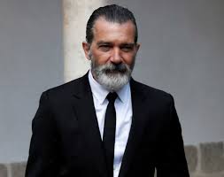 Η ελευθερία αρβανιτάκη στο πολιτιστικό καλοκαίρι 2021. Xoligoyntianh 8essalonikh 3ekiname Me Antonio Mpanteras Kai Erxontai Kai Megalytera Onomata