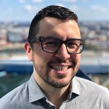 Richard Degen's Instagram, Twitter & Facebook