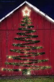 35 Beautiful Christmas Lighting Decoration Ideas For Creative Juice Outdoor Christmas Decorations Christmas Decorations Outdoor Christmas Lights