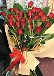 Pin Di Gemma Fiori E Su Fiori E Piante Fiori Mazzo Di Rose Bomboniere Pianta