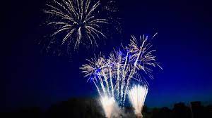 Une tour de six mètres de haut va projeter sur la façade latérale du palais, en. Ou Et Comment Profiter Du Feu D Artifice Samedi Soir A Saint Pol Sur Mer