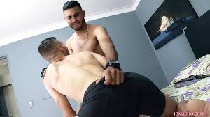 Latinos Santiago y Pedro a pelo