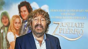 Režii zdeněk troška studoval na pražské famu a také ve francouzském lycée carnot v dijonu. Zdenek Troska Sa Boji Koronavirusu Ukryty Na Samote Vedie Skromny Zivot Novy Cas