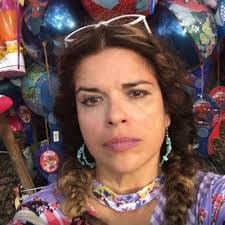 Stephanie Calas's Instagram, Twitter & Facebook