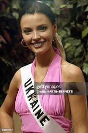 1,091 Miss Ecuador Stock Photos, High-Res Pictures, and Images