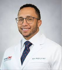 We are very excited to welcome Dr. Alan McGee Jr to the ONE team! 👏 He was  born and raised in Fort Wayne, attending Snider High School. Dr. Alan McGee  Jr treats