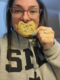 Evelyn's face after OG ate everything