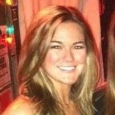 Kara Kelly's Instagram, Twitter & Facebook