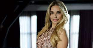 Gaby blaaser is een nederlands actrice en presentatrice. Gaby Blaaser Op Zoek Naar De Ware Als Iemand Te Dichtbij Kwam Liep Ik Altijd Weg Show Ad Nl