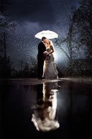 After Dark 50 Gorgeous Nighttime Wedding Photos Night Wedding Photos Romantic Night Wedding Romantic Wedding Photos