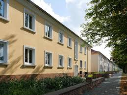 Auf dem ehemaligen gelände der besamungsstation in beeskow zwischen storkower straße und birkenweg entstand in 2. Start Beeskower Wohnungsbau Verwaltungsgesellschaft Mbh