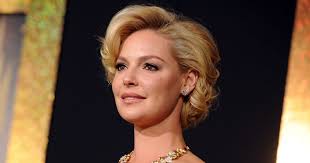 Tully and kate meet as young girls on firefly lane and become inseparable best friends throughout 30 years of ups and downs. Firefly Lane Plot Cast And Everything You Need To Know About Upcoming Netflix Drama Featuring Katherine Heigl Meaww