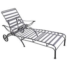 Perfect chair for backyard, patio or poolside relaxation. Midcentury Metal Chaise Lounge For Sale At 1stdibs