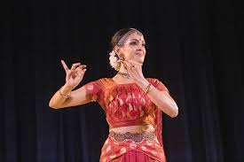 In this classical dance form of indian dance, the jewelery and costumes play an important role. Star Of Classical Indian Dance Receives Enthusiastic Welcome At School Of Medicine Yale School Of Medicine