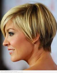 If you like wearing your fine hair short, check out this list of chic new short hairstyles for fine hair. Most Trendy Short Hairstyles For Women Over 50 With Fine Hair Short Hairstyles For Women With Fine Hair Short Hair Back View Short Hair Back Short Hair Styles