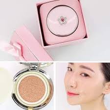 New arrival 🎉 🎉 🎉 The saga of Xiu sun glow cushion  ម្សៅcushionសាច់រលោងភ្លឺចាំង សំណើមល្អ  ស្តើងស្រាលតែបិតបាំងស្នាមដូចស្បែកធម្មជាតិ ទោះមើលជិតក៏មិនឃើញកកម្សៅ ...