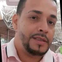 50+ perfiles de «William»