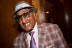 Roger Kurz Obituary (2004)