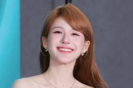 Triệu Lộ Tư lần đầu dự sự kiện lớn sau khi rời công ty