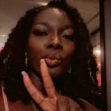 Kristen Cross (@KristenCross2)