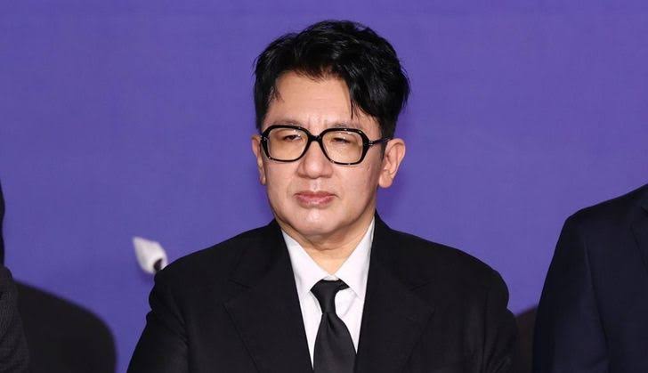 HYBE founder Bang Si-hyuk tops stock wealth among new listed firm founders: data - The Korea Times