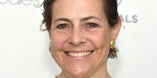 Ex-Bear Stearns CEO Is Off Wall Street But Still Mixing It Up at the Bridge  Table