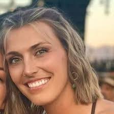 Abby Noble's Instagram, Twitter & Facebook