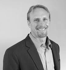 Stephen Mahn's Instagram, Twitter & Facebook