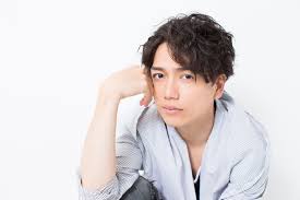 Aug 27, 2020 · 俳優の山崎育三郎が26日、自身のインスタグラムを更新。制服姿を公開し反響を呼んでいる。 山崎は26日に日本テレビ系で放送されたドラマ「私たちはどうかしている」(毎週水曜、午後10時～)内の回想シーンで34歳にして学生服を着用し、高校生役を演じた。 å±±å´Žè‚²ä¸‰éƒŽãŒèªžã‚‹ æ­Œ ã¨ã®å‡ºä¼šã„ åˆ ã¥ãã—ã®ã‚ªãƒªã‚¸ãƒŠãƒ«ã‚·ãƒ³ã‚°ãƒ« Congratulations ã‚ã„ã®ãƒ‡ãƒ¼ã‚¿ ã‚'ç´è§£ã Spice ã‚¨ãƒ³ã‚¿ãƒ¡ç‰¹åŒ–åž‹æƒ…å ±ãƒ¡ãƒ‡ã‚£ã‚¢ ã‚¹ãƒ'ã‚¤ã‚¹