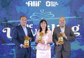 Due to the ever increasing demand for palm oil in both the food industry and booming biofuel production, more land is needed every year for more oil palm trees. Unveiled Alif Cook Oil Wendy Pua Malaysia Chinese Lifestyle Blogger