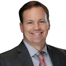 At the 2021 Good Growth Awards Gala, we were recognized for the Artisan  Hill community completed in 2021. Centered around a beautiful pond, 16  homes were designed by JDE Designs, LLC and