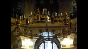 La cappella palatina è il nucleo più antico della cattedrale di aquisgrana e fu fatta costruire da carlo magno tra il 786 e l'804 come cappella del suo palazzo annesso. Aachen Germania La Cattedrale Di Aquisgrana E I Suoi Segreti Youtube