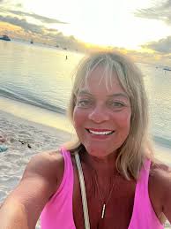 Hi all! I just wanted to introduce myself and share a photo I took , in  Aruba one of my favorite places to go for over 30 years .. heard wonderful  things