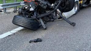 Dopo il doppio incidente sull'a33 asti cuneo se ne è verificato un altro sull'autostrada a21 torino piacenza. Incidente In Autostrada Torino Piacenza Asti Tir Invade Carreggiata 28 Aprile 2019